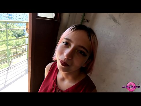 ❤️ Studint Sensual sûget in frjemdling yn 'e bûtenwrâld - Cum op syn gesicht ❤️❌ Russyske porno by porno fy.https-tubsexer.ru ❌